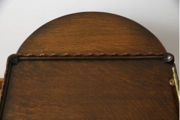イギリスアンティーク　オーク材　バタフライ天板付き　特徴的なデザインとクラシカルな佇まいが魅力的なキャスターワゴンテーブル(トロリー、サイドテーブル、キッチンワゴン、バタフライトロリー、英国)(R-068526)
