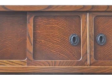 中古　岩谷堂箪笥　上質な和の空間づくりにおすすめな茶箪笥(茶タンス、茶棚、違い棚、飾り棚、収納棚、戸棚、食器棚、キャビネット)(定価約60万円)(R-068533)
