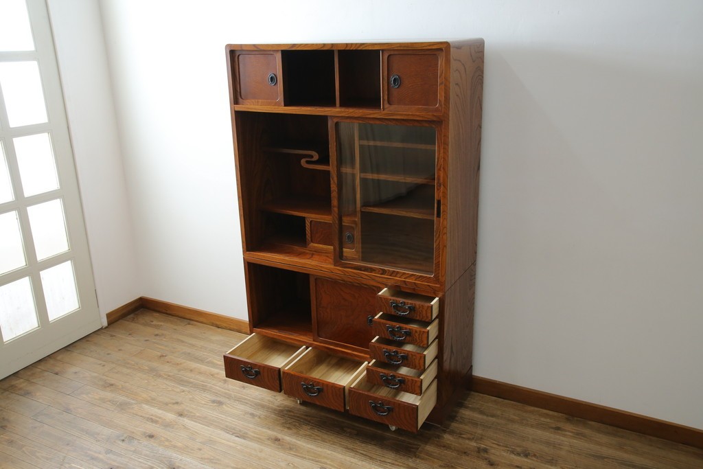 中古　岩谷堂箪笥　上質な和の空間づくりにおすすめな茶箪笥　定価約60万円　(R-068533)