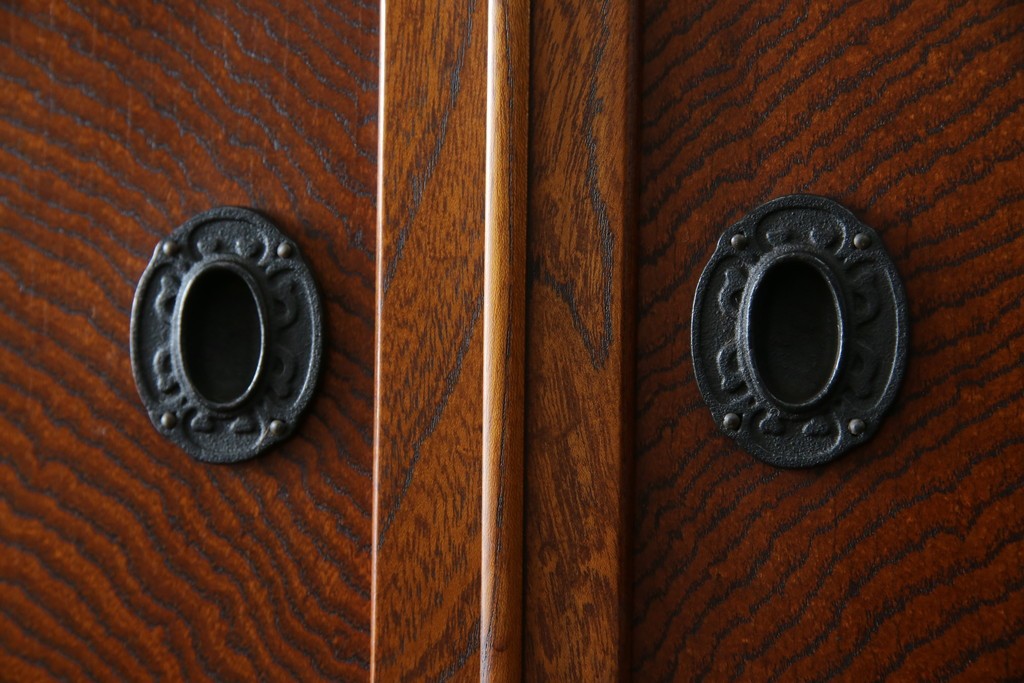 中古　岩谷堂箪笥　上質な和の空間づくりにおすすめな茶箪笥　定価約60万円　(R-068533)