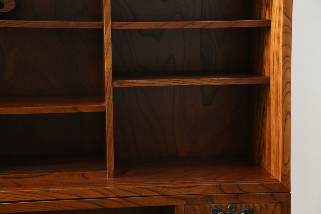 中古　岩谷堂箪笥　上質な和の空間づくりにおすすめな茶箪笥　定価約60万円　(R-068533)