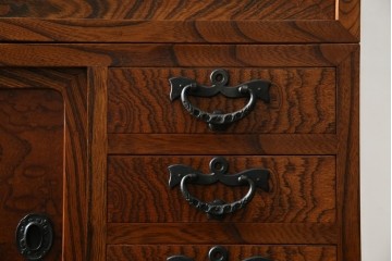 中古　岩谷堂箪笥　上質な和の空間づくりにおすすめな茶箪笥　定価約60万円　(R-068533)