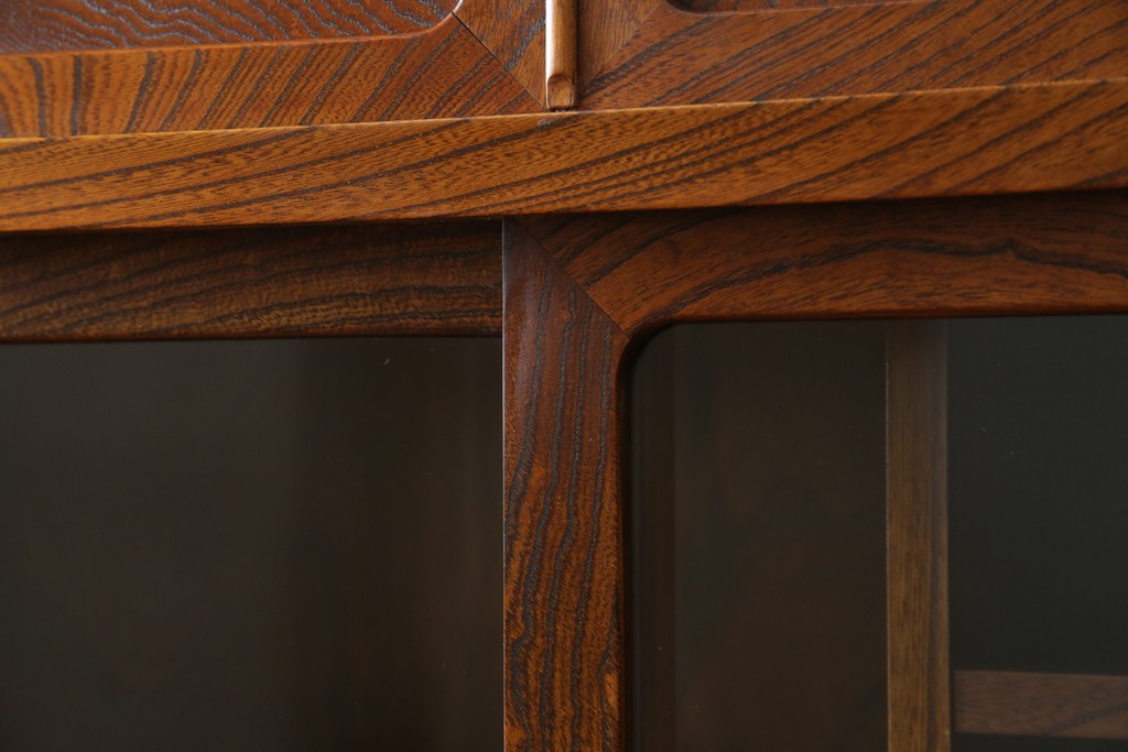 中古　岩谷堂箪笥　上質な和の空間づくりにおすすめな茶箪笥　定価約60万円　(R-068533)