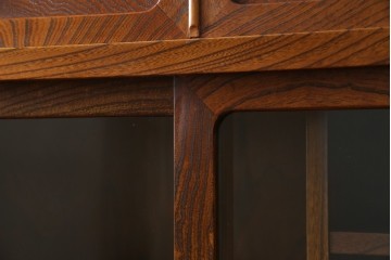 中古　岩谷堂箪笥　上質な和の空間づくりにおすすめな茶箪笥　定価約60万円　(R-068533)