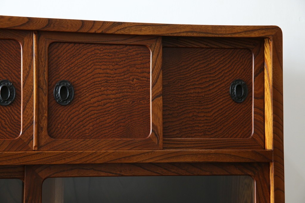 中古　岩谷堂箪笥　上質な和の空間づくりにおすすめな茶箪笥　定価約60万円　(R-068533)