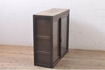 和製アンティーク　ナラ(楢)材　昭和レトロな雰囲気漂う戸棚サイドボード(収納棚、食器棚、サイドキャビネット、本箱、ブックケース)(R-068539)