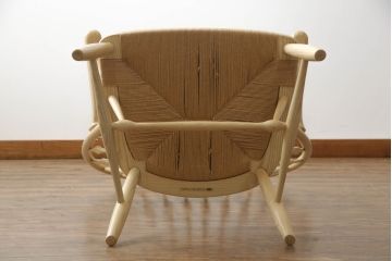 中古　極美品　PP Mobler(モブラー)　Hans J Wegner(ハンス・J・ウェグナー)　PP550 Peacock Chair　ナチュラルテイストの空間づくりに活躍するピーコックチェア(アローチェア、ボウバックチェア、ハイバックチェア、椅子、イス)(定価約161万円)(R-068549)