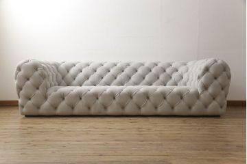 中古　3か月の短期使用　baxter(バクスター)　パオラ・ナヴォーネ(PAOLA NAVONE)デザイン　チェスタームーンソファ(CHESTER MOON SOFA)　洗練されたエレガントなデザインが魅力の2人掛けソファ(二人掛け、2P)(定価約446万円)(R-068552)