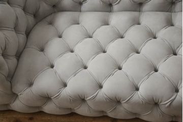 中古　3か月の短期使用　baxter(バクスター)　パオラ・ナヴォーネ(PAOLA NAVONE)デザイン　チェスタームーンソファ(CHESTER MOON SOFA)　洗練されたエレガントなデザインが魅力の2人掛けソファ(二人掛け、2P)(定価約446万円)(R-068552)