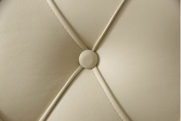 中古　美品!!　匠大塚　本革(レザー)　ワイドキングサイズの優雅な雰囲気を醸し出すヘッドボード(ベッドフレーム)(R-068556)
