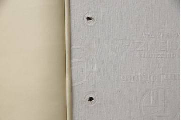 中古　美品!!　匠大塚　本革(レザー)　ワイドキングサイズの優雅な雰囲気を醸し出すヘッドボード(ベッドフレーム)(R-068556)