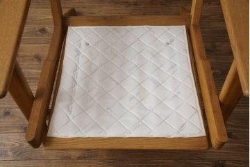 デンマークビンテージ　美品　GETAMA(ゲタマ)　Hans J Wegner(ハンス・J・ウェグナー)　GE290A　オーク材　くつろぎの空間を演出するアームチェアとオットマンのセット(椅子、イス、1P、一人掛けソファ、1人掛けソファ、フットスツール、ヴィンテージ、北欧)(R-068558)