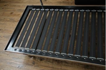 中古　美品　本革(レザー)　Cassina(カッシーナ)　Le Corbusier(ル・コルビュジエ)　LC5　シンプルモダンなデザインが素敵な3人掛けソファ(3Pソファ、三人掛け)(定価約174万円)(R-068573)