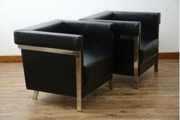 中古　美品　希少な廃盤品　アイデックモダン(AIDEC MODERN)　パスカル(PASCAL)　本革(レザー)　スクエア型のモダンなデザインが特徴的な1Pソファ(1人掛けソファ、ラウンジチェア、レザーチェア、アームチェア、椅子、イス、いす、バラ売り可能)(定価2脚で約70万円)(R-068574)