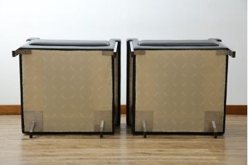 中古　美品　希少な廃盤品　アイデックモダン(AIDEC MODERN)　パスカル(PASCAL)　本革(レザー)　スクエア型のモダンなデザインが特徴的な1Pソファ(1人掛けソファ、ラウンジチェア、レザーチェア、アームチェア、椅子、イス、いす、バラ売り可能)(定価2脚で約70万円)(R-068574)