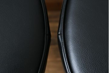 中古　美品　Cassina(カッシーナ)　ル・コルビュジエ(Le Corbusier)　LC8　8 TABOURET TOURNANT, DURABLE　スタイリッシュなデザインがカッコいいスウィベルスツール2脚セット(回転椅子、回転スツール、丸イス、いす)(定価2脚で約72万円)(R-068577)