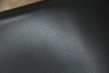 中古　美品!!　Cassina(カッシーナ)　184EVE(イヴ)　洗練されたモダンデザインが目を引くアームチェア2脚セット(ダイニングチェア、椅子、イス)(定価2脚で約60万円)(R-068579)
