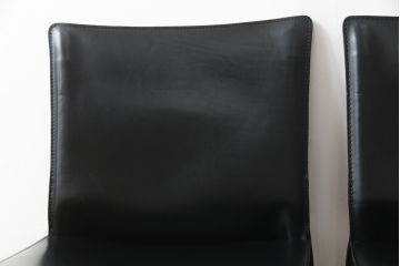 中古　Cassina(カッシーナ)　412　CAB(キャブ)　MARIO BELLINI(マリオベリーニ)　ブラック(黒)　シンプルモダンな空間づくりに活躍するアームレスチェア2脚セット(ダイニングチェア、椅子、イス)(定価2脚で約48万円)(R-068580)