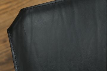 中古　Cassina(カッシーナ)　412　CAB(キャブ)　MARIO BELLINI(マリオベリーニ)　ブラック(黒)　シンプルモダンな空間づくりに活躍するアームレスチェア2脚セット(ダイニングチェア、椅子、イス)(定価2脚で約48万円)(R-068581)