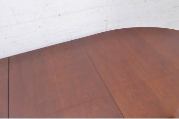 ビンテージ家具　アメリカ輸入モデル　DREXEL HERITAGE(ドレクセルヘリテイジ)　滑らかな曲線が優雅な印象のダイニングテーブル(エクステンションテーブル、食卓、4人掛け、6人掛け、オーバル型、ヴィンテージ)(R-068583)
