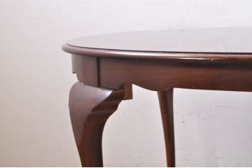 ビンテージ家具　アメリカ輸入モデル　DREXEL HERITAGE(ドレクセルヘリテイジ)　滑らかな曲線が優雅な印象のダイニングテーブル(エクステンションテーブル、食卓、4人掛け、6人掛け、オーバル型、ヴィンテージ)(R-068583)