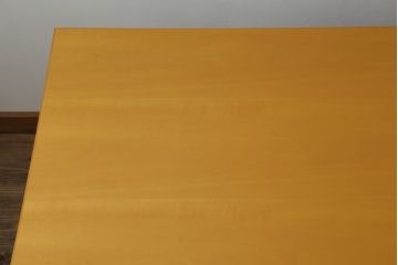 中古　イタリア　arflex(アルフレックス)　BONTE(ボンテ)　Cini Boeri(チニ・ボエリ)デザイン　シンプルながらスタイリッシュな佇まいが魅力の6人掛けダイニングテーブル(4人掛け、作業台、食卓)(定価約28万円)(R-068584)