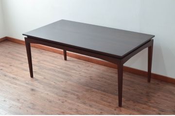 デンマークビンテージ　老舗家具メーカーBRAMIN(ブラーミン)　ローズウッド材の杢目が美しいダイニングテーブル(エクステンションテーブル、6人掛け、8人掛け、食卓、ヴィンテージ、北欧)(R-068585)