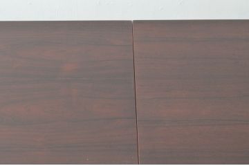 デンマークビンテージ　老舗家具メーカーBRAMIN(ブラーミン)　ローズウッド材の杢目が美しいダイニングテーブル(エクステンションテーブル、6人掛け、8人掛け、食卓、ヴィンテージ、北欧)(R-068585)