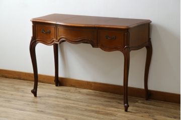 中古　DREXEL HERITAGE(ドレクセルヘリテイジ)　Touraine(ツーレイン)シリーズ　クラシックなデザインがステキなドレッサー(デスク、テーブル、机)(R-068587)