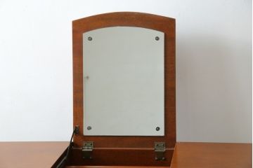 中古　DREXEL HERITAGE(ドレクセルヘリテイジ)　Touraine(ツーレイン)シリーズ　クラシックなデザインがステキなドレッサー(デスク、テーブル、机)(R-068587)