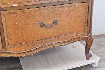 中古　DREXEL HERITAGE(ドレクセルヘリテイジ)　Touraine(ツーレイン)　エレガントな雰囲気が魅力的なチェスト(サイドボード、サイドチェスト、引き出し)(定価約49万円)(R-068588)