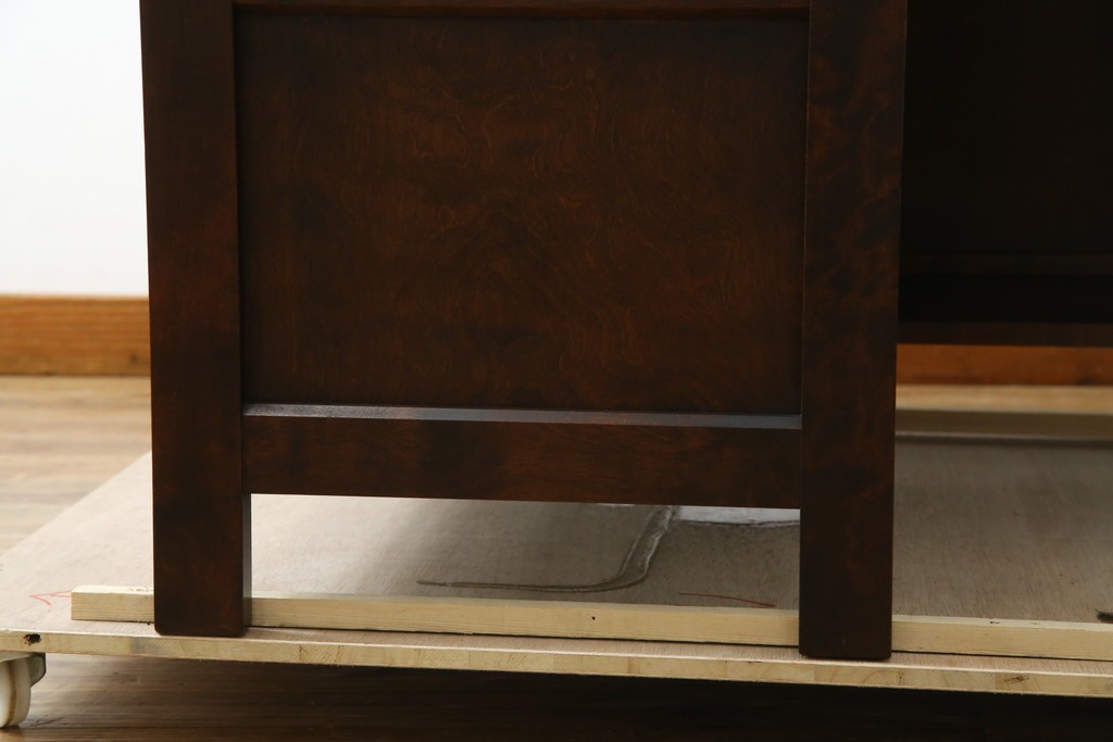 中古　美品　北海道民芸家具　こだわりのお部屋づくりにおすすめなコーナーデスク　(R-068589)