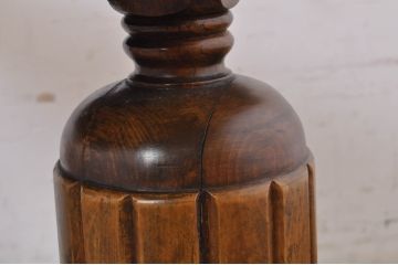 イギリスアンティーク　オーク材　クラシックで重厚な雰囲気漂うドローリーフテーブル(エクステンションテーブル、ダイニングテーブル、食卓、2人掛け、4人掛け、6人掛け、英国)(R-068691)