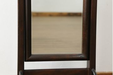 中古　松本民芸家具　シンプルながら品の良い佇まいが魅力のC型姿見(スタンドミラー、鏡)(R-068596)
