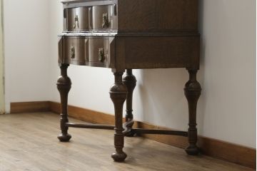 イギリスアンティーク　上手物!!　オーク材　上品な佇まいが魅力のライティングビューロー(デスク、机、簿記机、ワークデスク、在宅用、在宅ワーク用、英国)(R-068597)