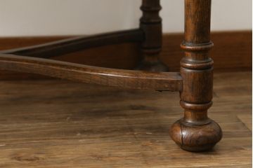 イギリスアンティーク　上手物!!　オーク材　上品な佇まいが魅力のライティングビューロー(デスク、机、簿記机、ワークデスク、在宅用、在宅ワーク用、英国)(R-068597)