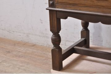 和製ビンテージ　神戸洋家具　オーク材　クラシカルで品のある佇まいが美しいキャビネット(カップボード、食器棚、戸棚、収納棚、飾り棚、ヴィンテージ)(R-068599)