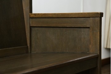 和製アンティーク　使い込まれた風合いが味わい深いチャーチベンチ　(R-068600)