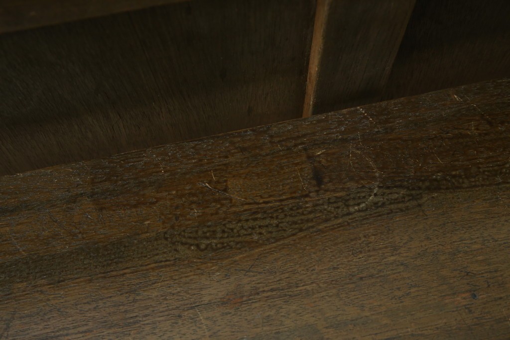 和製アンティーク　使い込まれた風合いが味わい深いチャーチベンチ　(R-068600)