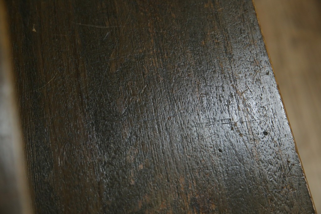 和製アンティーク　使い込まれた風合いが味わい深いチャーチベンチ　(R-068600)