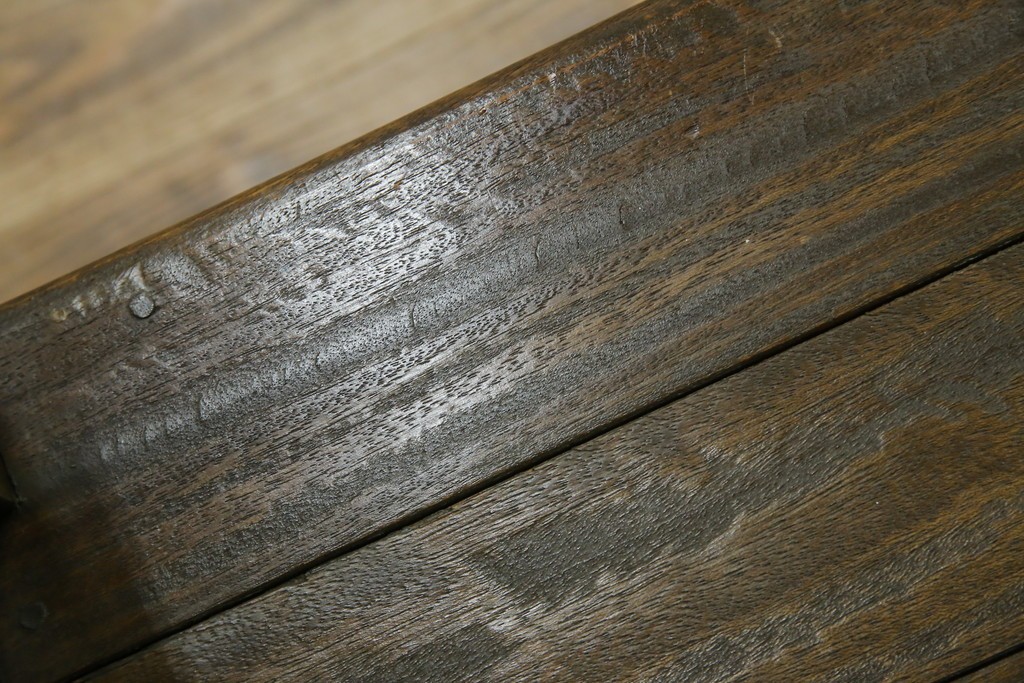 和製アンティーク　使い込まれた風合いが味わい深いチャーチベンチ　(R-068600)