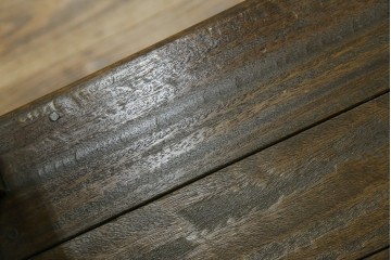 和製アンティーク　使い込まれた風合いが味わい深いチャーチベンチ　(R-068600)