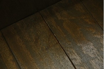 和製アンティーク　使い込まれた風合いが味わい深いチャーチベンチ　(R-068601)