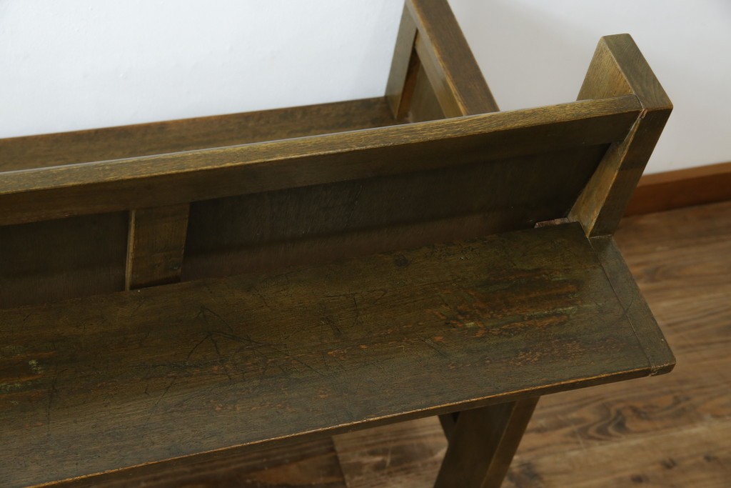 和製アンティーク　使い込まれた風合いが味わい深いチャーチベンチ　(R-068601)