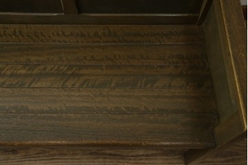 和製アンティーク　使い込まれた風合いが味わい深いチャーチベンチ　(R-068601)