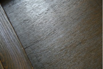 和製アンティーク　使い込まれた風合いが味わい深いチャーチベンチ　(R-068601)