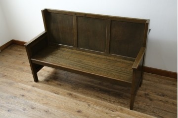 和製アンティーク　使い込まれた風合いが味わい深いチャーチベンチ　(R-068604)