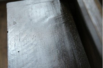 和製アンティーク　使い込まれた風合いが味わい深いチャーチベンチ　(R-068604)