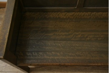 和製アンティーク　使い込まれた風合いが味わい深いチャーチベンチ　(R-068604)