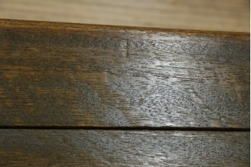 和製アンティーク　使い込まれた風合いが味わい深いチャーチベンチ　(R-068604)